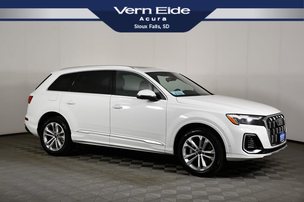 2025 AUDI Q7
