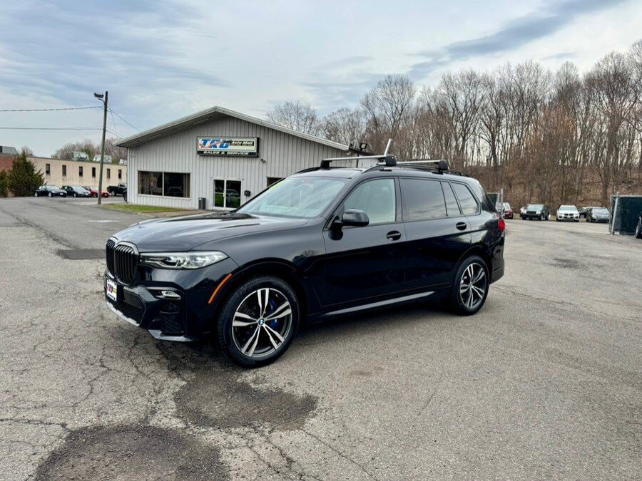 2022 BMW X7