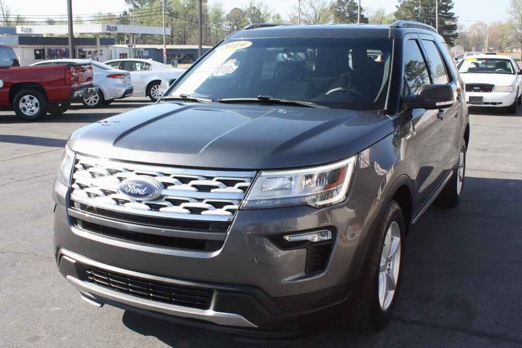 2019 FORD Explorer