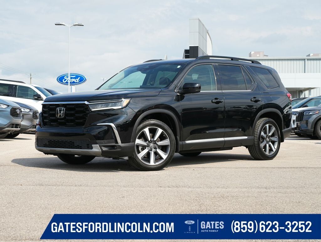2023 HONDA Pilot