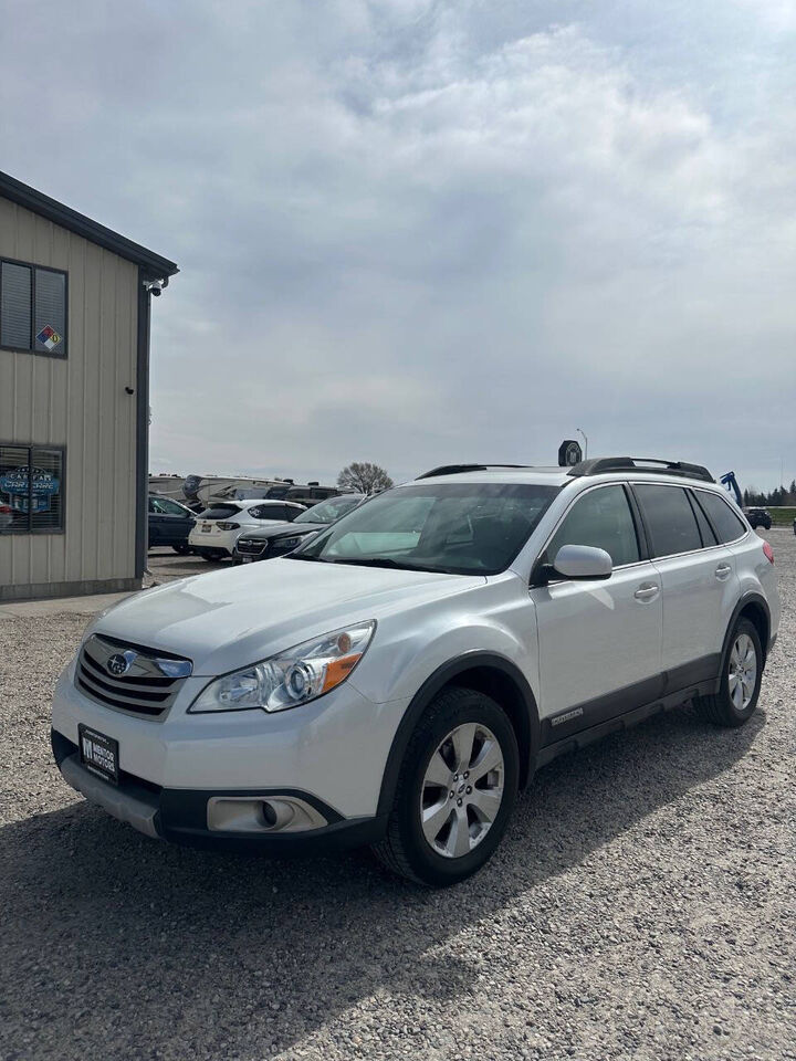 2012 SUBARU Outback