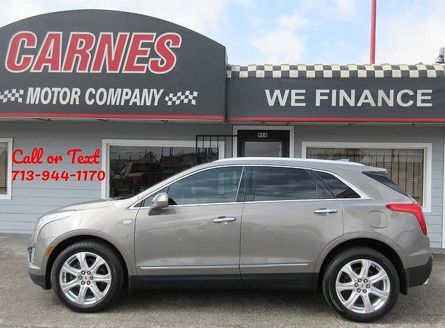 2017 CADILLAC XT5