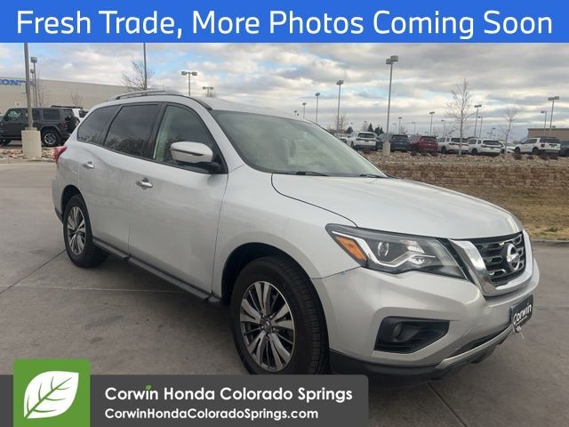 2019 NISSAN Pathfinder