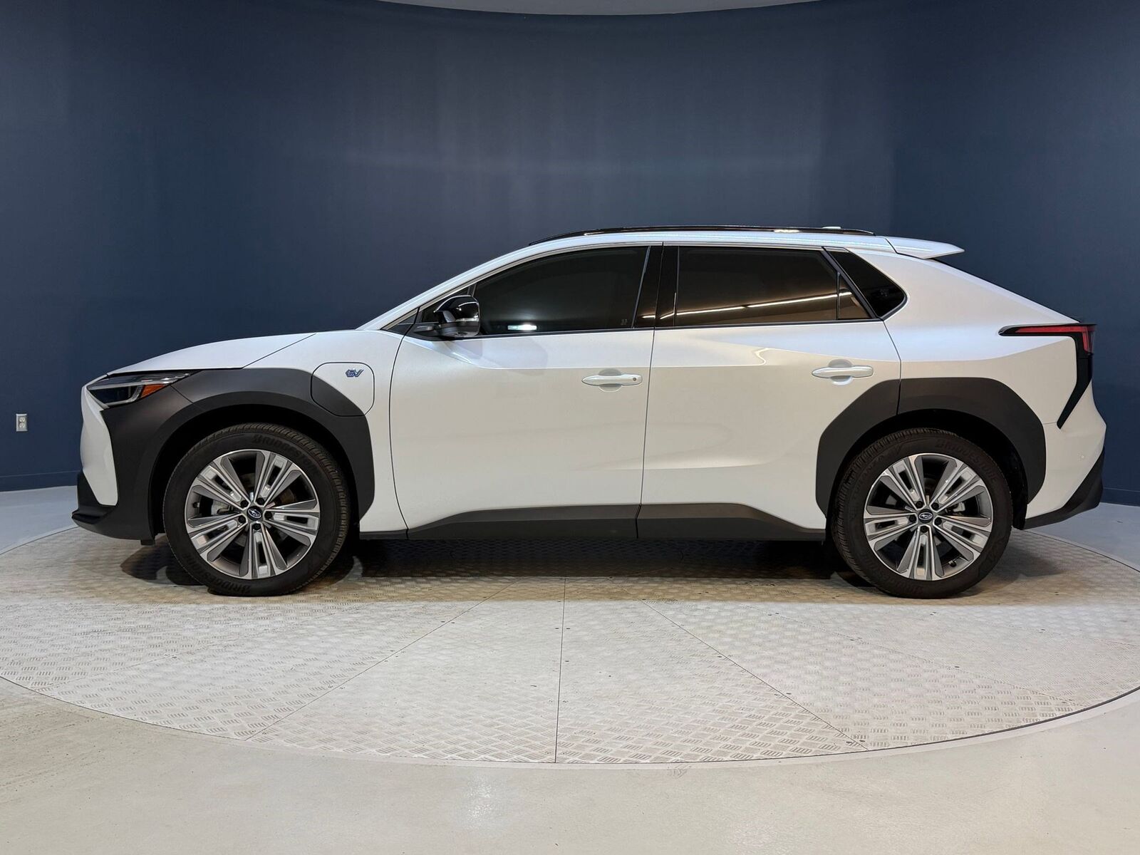 2024 SUBARU Solterra