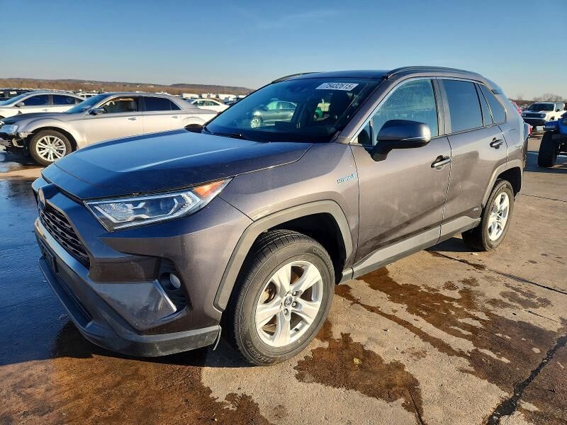 2020 TOYOTA RAV4