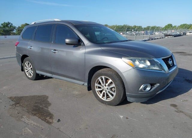 2016 NISSAN Pathfinder