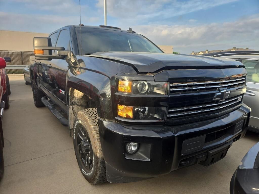 2017 CHEVROLET Silverado
