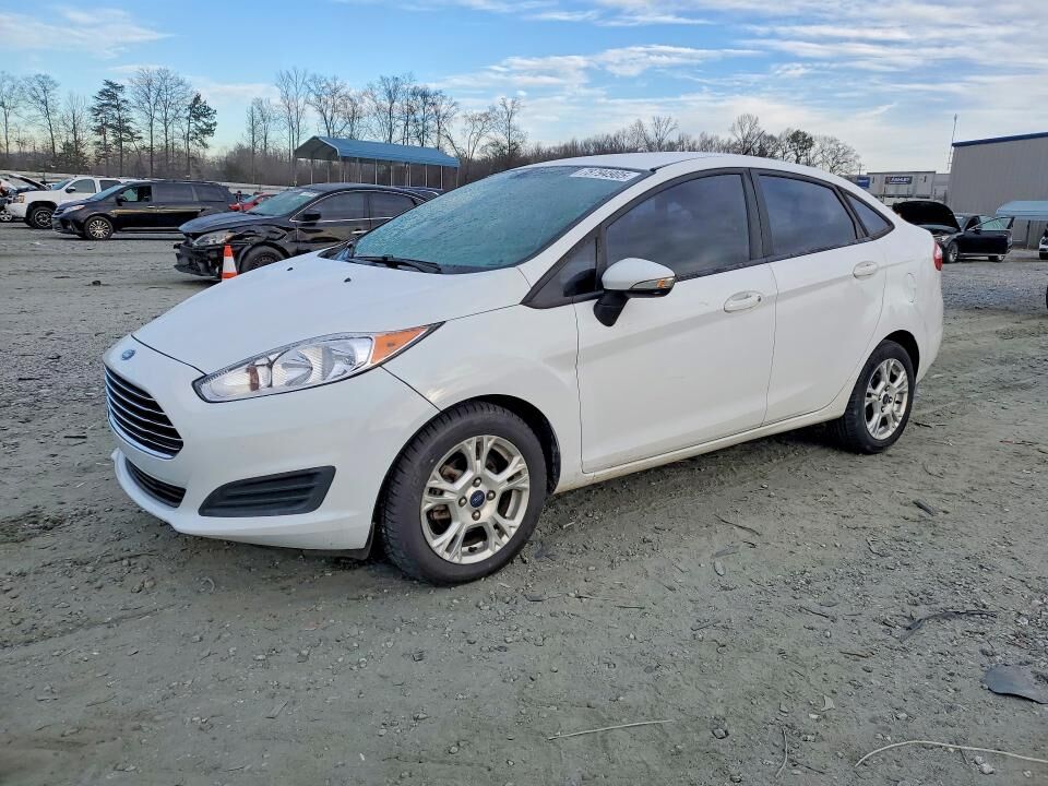 2016 FORD Fiesta
