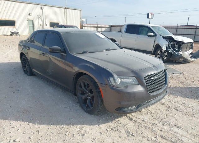 2020 CHRYSLER 300