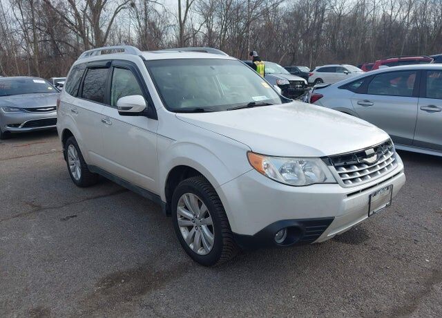 2013 SUBARU Forester