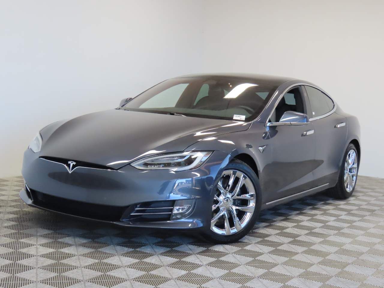 2020 TESLA Model S
