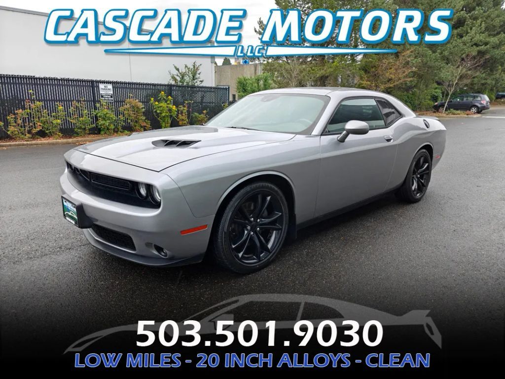 2016 DODGE Challenger