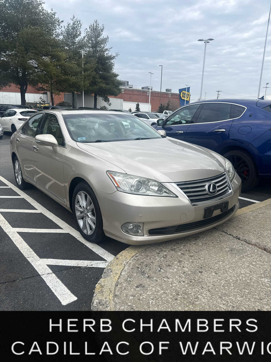 2011 LEXUS ES