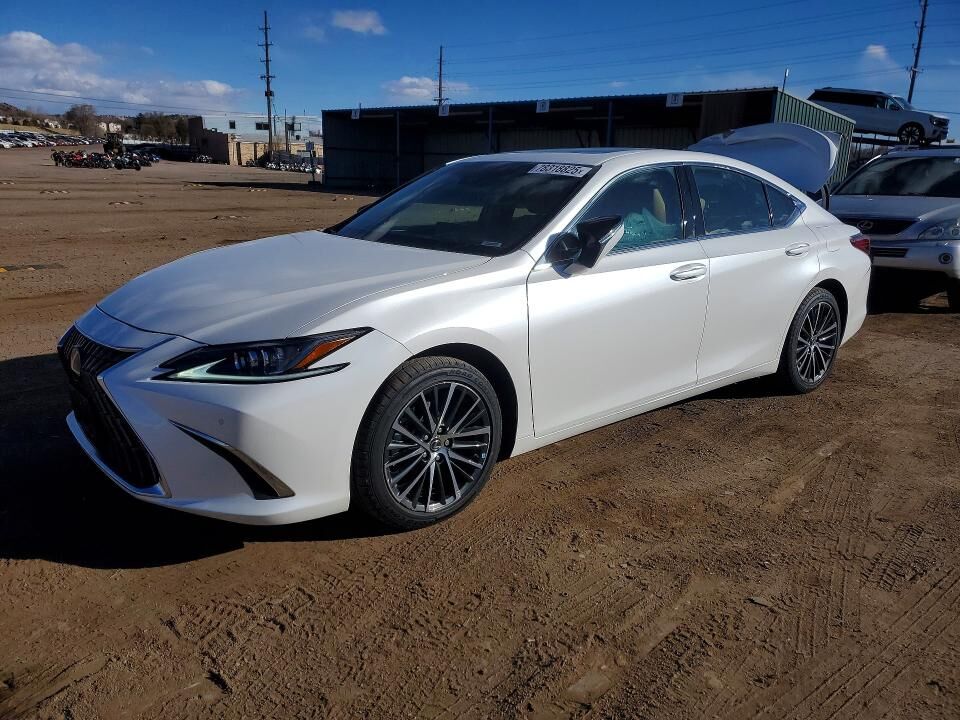 2022 LEXUS ES