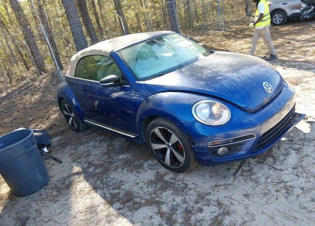 2013 VOLKSWAGEN Beetle