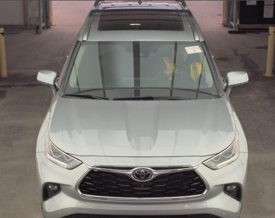 2024 TOYOTA Highlander