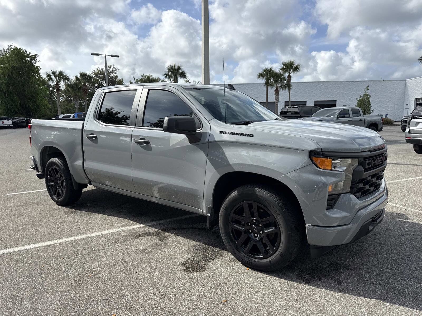 2024 CHEVROLET Silverado