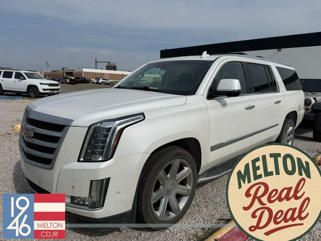 2018 CADILLAC Escalade ESV