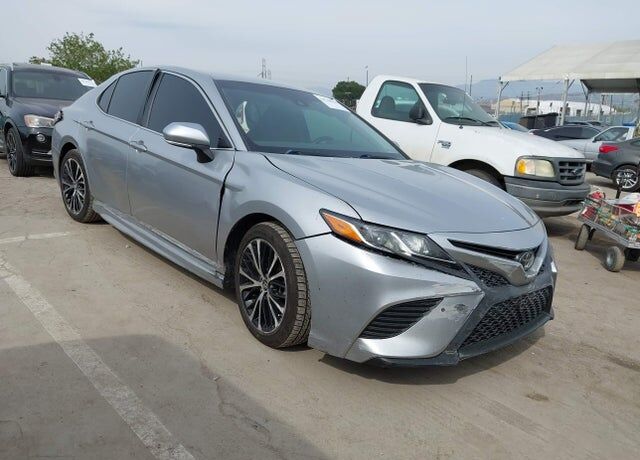 2018 TOYOTA Camry