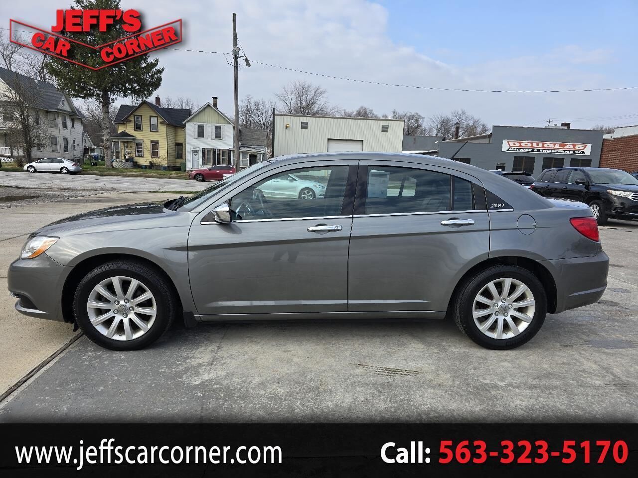 2013 CHRYSLER 200