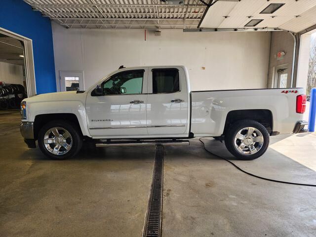 2018 CHEVROLET Silverado
