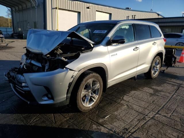 2019 TOYOTA Highlander