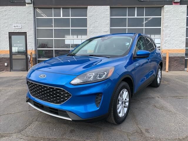 2021 FORD Escape
