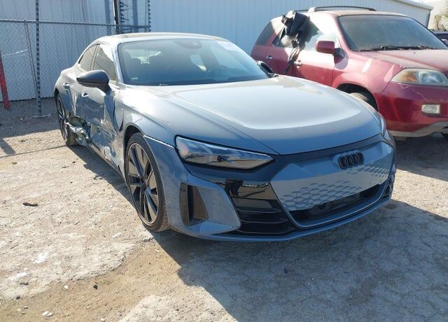 2022 AUDI RS e-tron