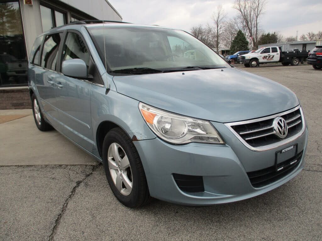 2009 VOLKSWAGEN Routan