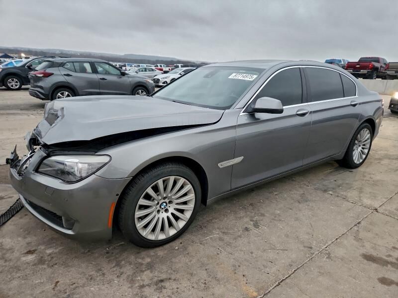 2012 BMW 7 Series