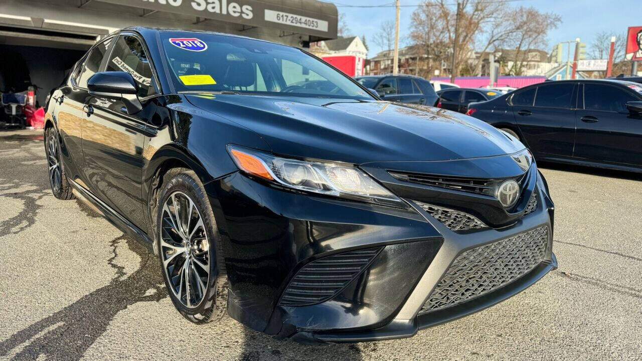 2018 TOYOTA Camry