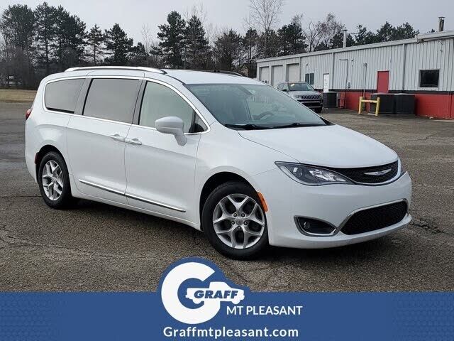 2019 CHRYSLER Pacifica