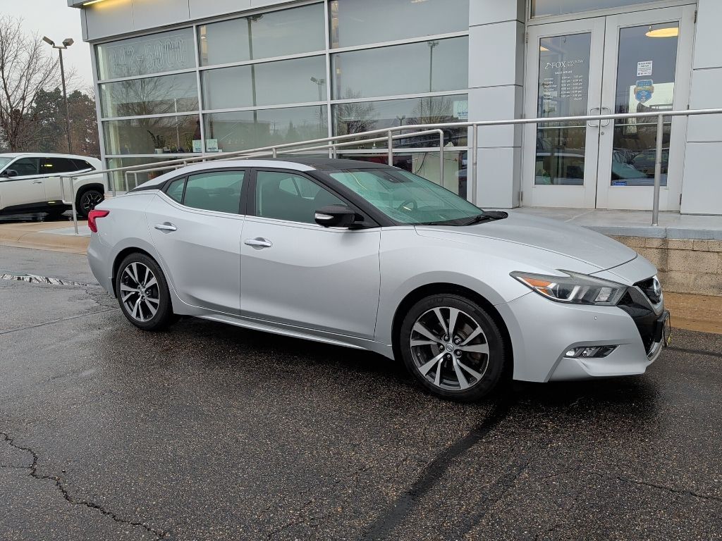 2016 NISSAN Maxima