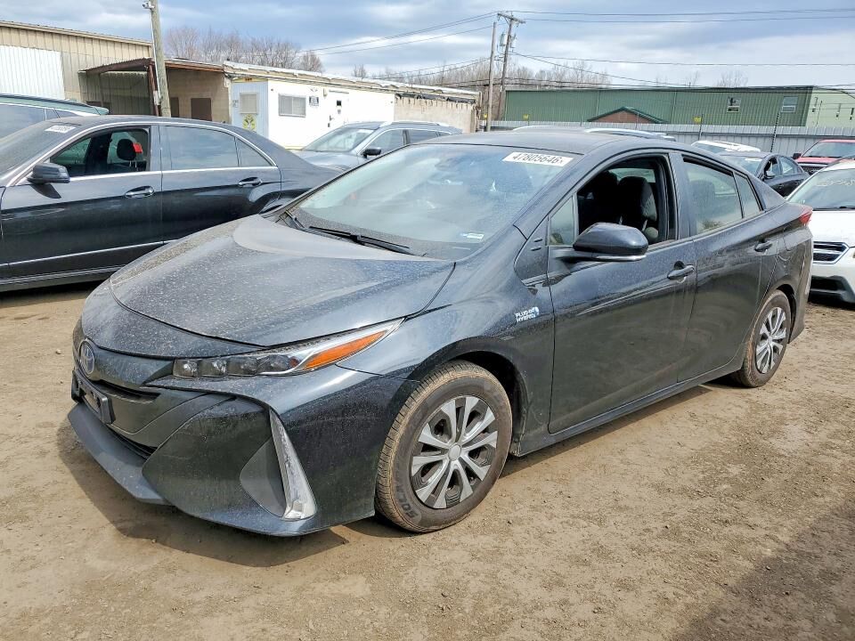 2022 TOYOTA Prius