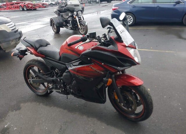 2011 YAMAHA FZ6R