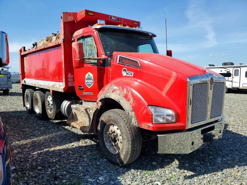 2023 KENWORTH T880
