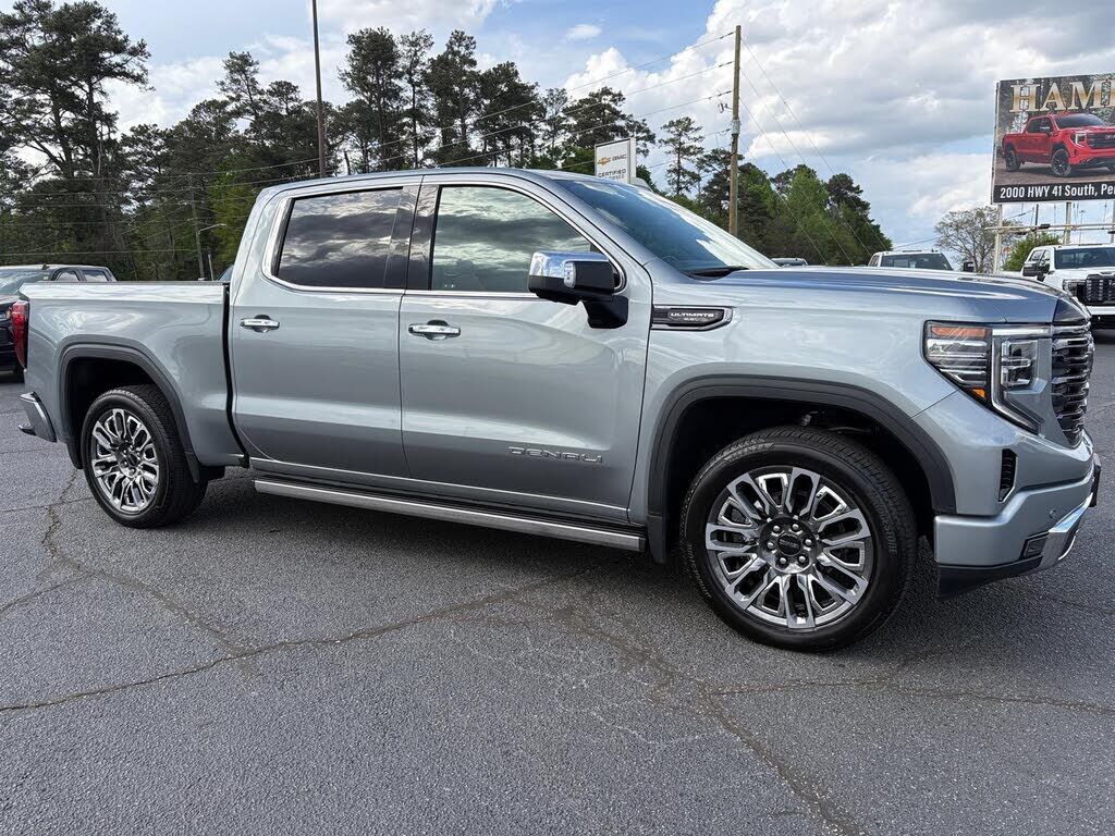2025 GMC Sierra