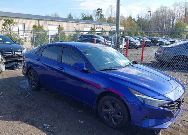 2023 HYUNDAI Elantra