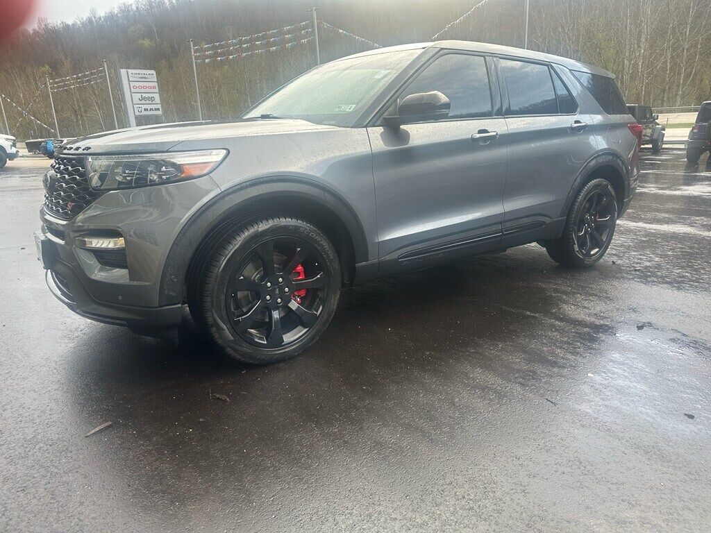 2022 FORD Explorer