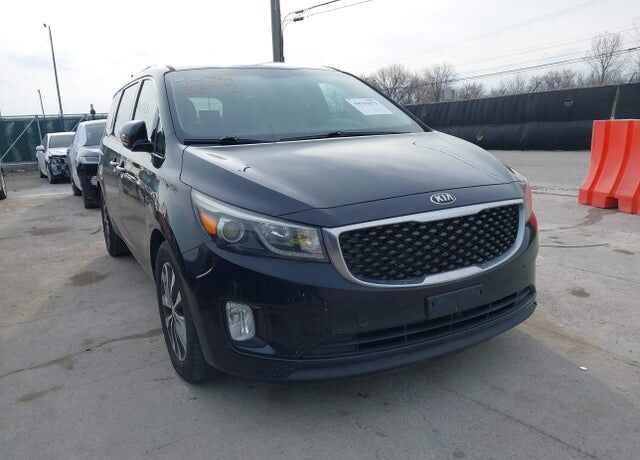 2016 KIA Sedona