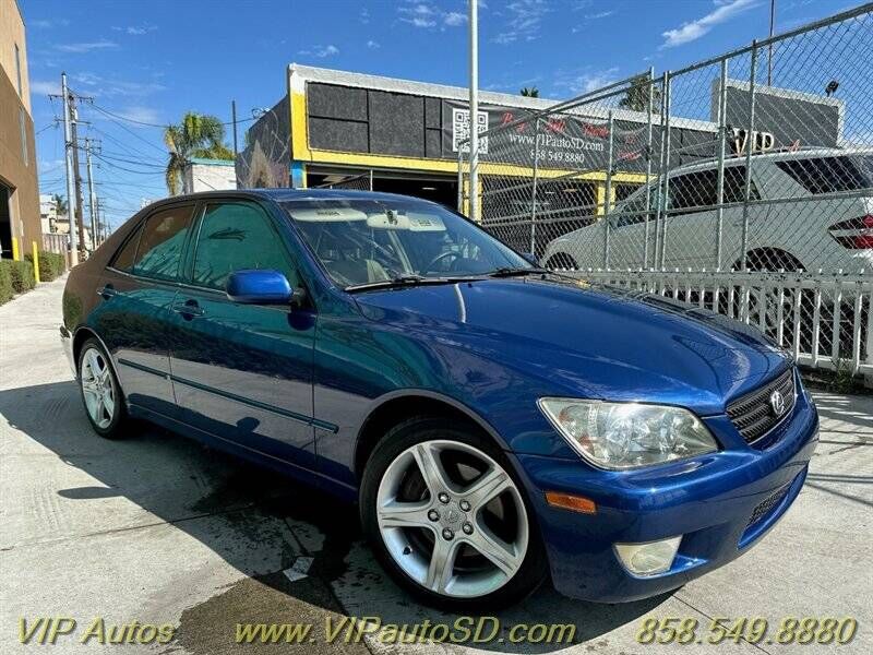 2002 LEXUS IS