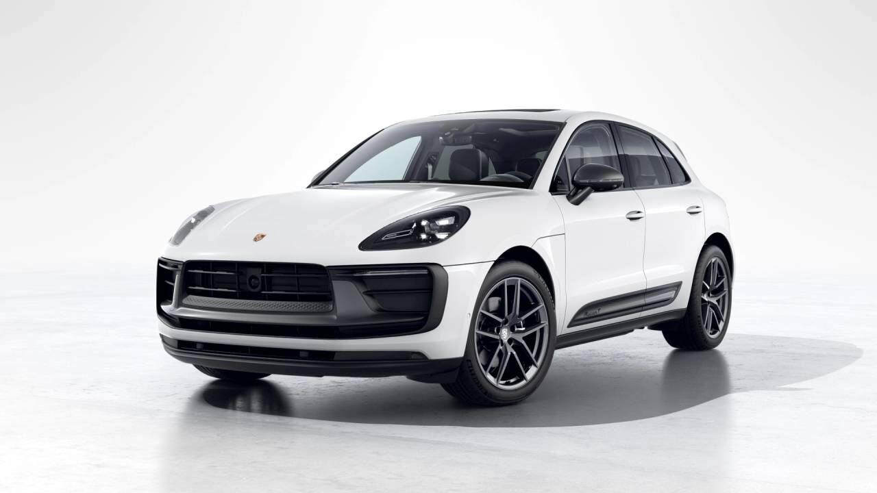 2026 PORSCHE Macan