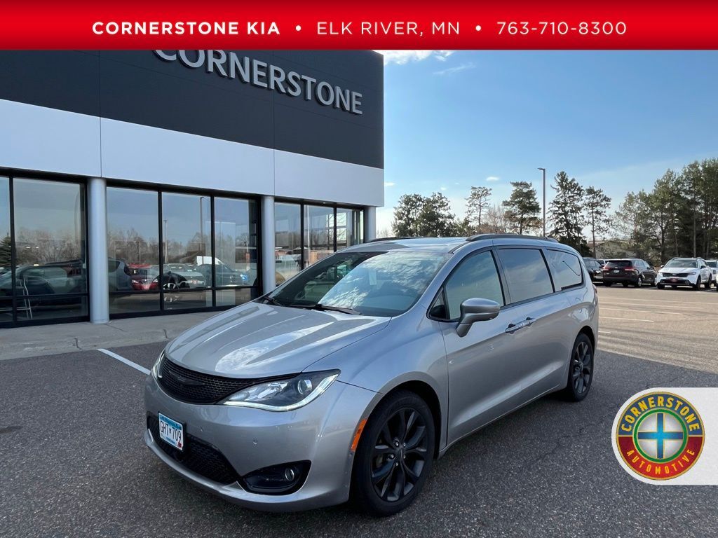 2020 CHRYSLER Pacifica