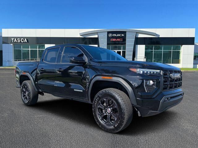 2024 GMC Canyon