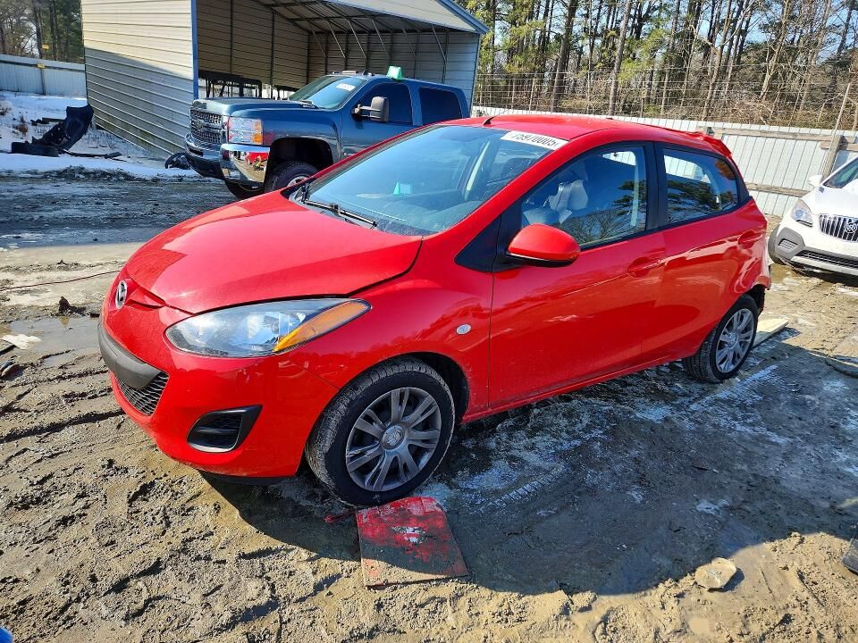 2014 MAZDA Mazda2