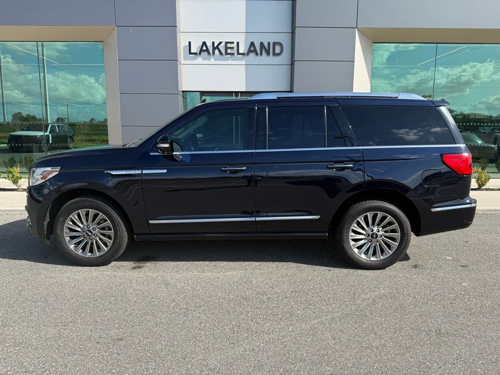 2021 LINCOLN Navigator
