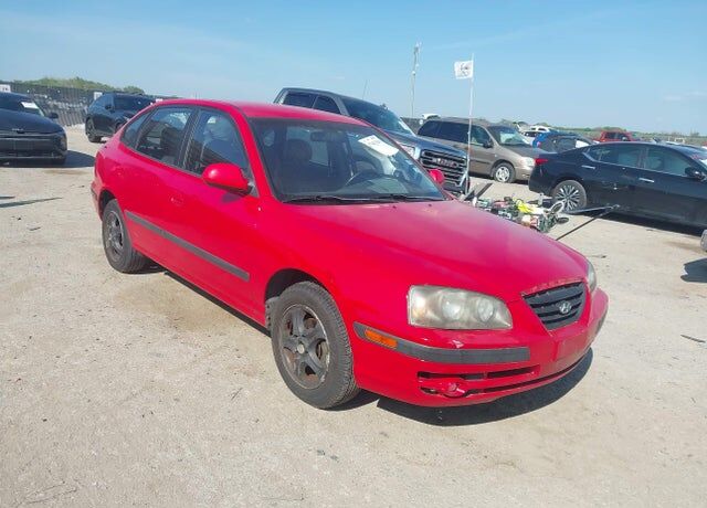 2004 HYUNDAI Elantra