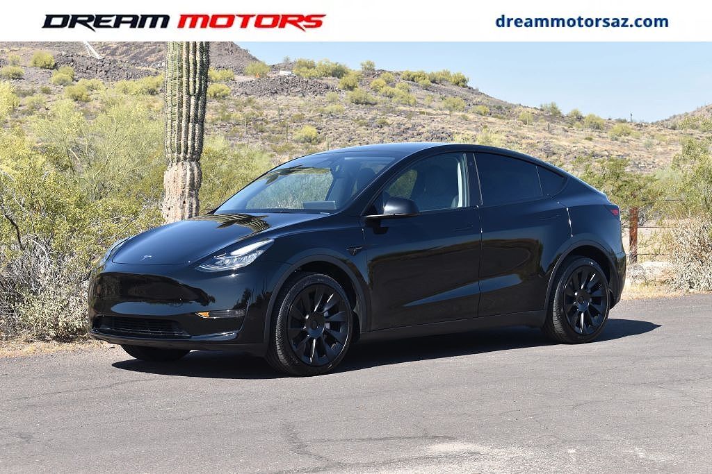 2023 TESLA Model Y