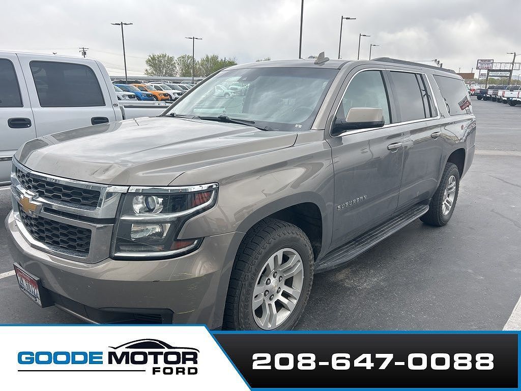 2017 CHEVROLET Suburban