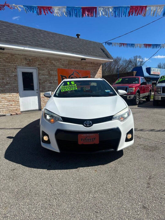 2015 TOYOTA Corolla